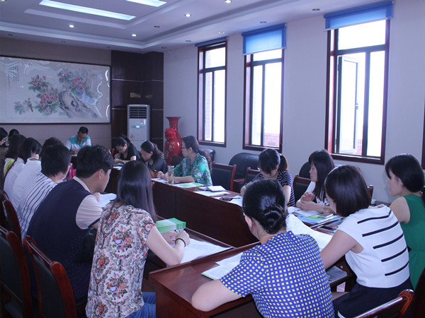 学前教育系学生活动 005_副本.jpg